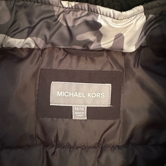 Michael kors winter jacket - Picture 3 of 4